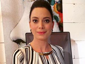 Seviyor Sevmiyor - Gerçek Alnıaçık - Neşe Arıcan Kimdir?