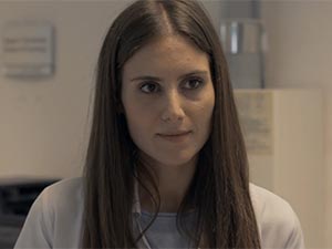 Sıfır Bir - Mukaddes Osmanağaoğlu - Doktor Deniz Kimdir?