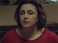 Sil Baştan (2014) - Esra Dermancıoğlu - Yelda Yeşilyurt Kimdir?