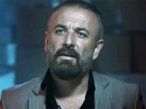 Tam Kafadan - Bülent Onur - Adil Kimdir?