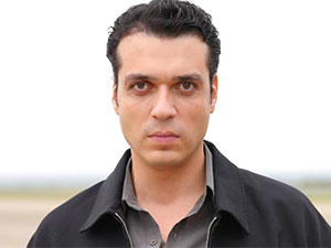 Taşacak Bu Deniz - Ali Önsöz - Cengiz Volkov Kimdir?