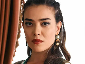 Toprak ile Fidan - Gülşah Yavuz - Şenay Kimdir?