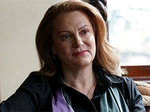 Ufak Tefek Cinayetler - Dilek Güven - Betül Aksak Kimdir?