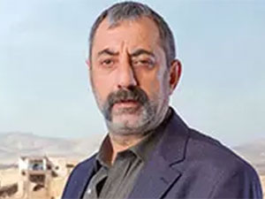 Uzak Şehir - Nazmi Kırık - Nadim Baybars Kimdir?