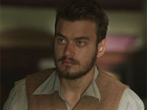 Vatanım Sensin - Ali Hikmet Kürekçi - Osman Kimdir?