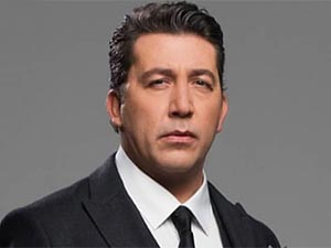 Vurgun - Emre Kınay - Vedat Kimdir?