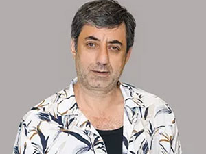 Ya Çok Seversen - Nazmi Kırık - Yakup Civelek Kimdir?