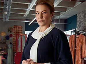 Yalan - Zeynep Eronat - Zehra Karaca Kimdir?