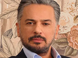 Yalı Çapkını - Emre Altuğ - Orhan Korhan Kimdir?
