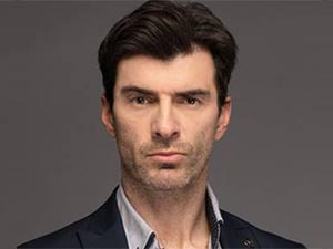 Yaralı Kuşlar - Özgür Özberk - Tekin Avcı Kimdir?