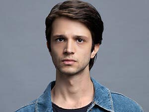 Yargı - Arda Anarat - Çınar Kaya Kimdir?