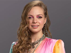 Yeni Hayat - İpek Filiz Yazıcı - Gökçe Karatan Kimdir?