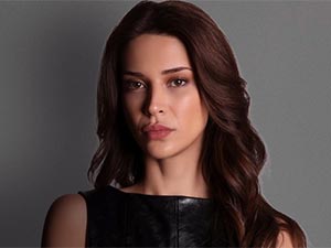 Yeraltı - Devrim Özkan - Halide Ceylan Hanoğlu Kimdir?