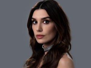 Yıldızlar Bana Uzak - Burcu Kıratlı - Aslı Cansever Kimdir?