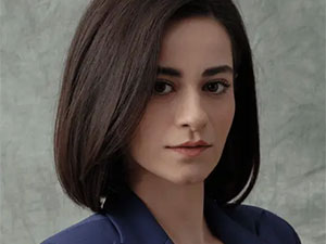 Yüz Yıllık Mucize - Merve Nur Bengi - Zeren Kimdir?