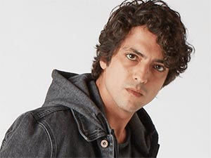 Yüz Yüze - Taner Ölmez - Aleko Kimdir?