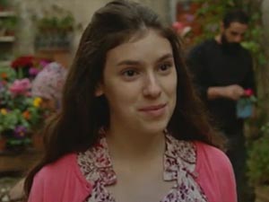 Yüzleşme - Elmira Akgün - Gonca Kalenderoğlu (Masal Gençliği) Kimdir?