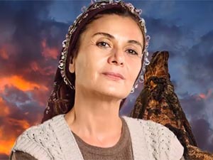 Zümrüdüanka - Hatice Aslan - Ülfet Kuloğlu Kimdir?