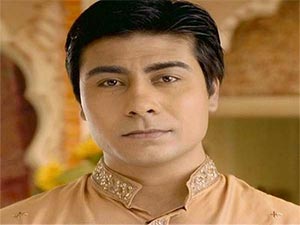 İkimizin Yerine - Chetanya Adib - Khajaan Singh Kimdir?