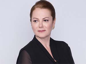 İkisini De Sevdim - Dilek Güven Kimdir?