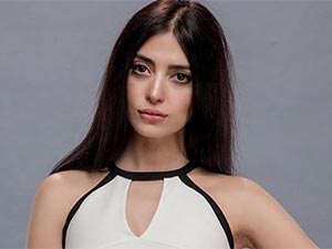 İnsanlık Suçu - Melike İpek Yalova - Cevher Akışık Kimdir?