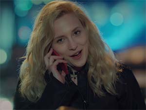 İstanbullu Gelin - Hayal Köseoğlu - Zeynep Kimdir?