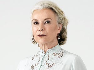 İstanbullu Gelin - İpek Bilgin - Esma Boran Kimdir?